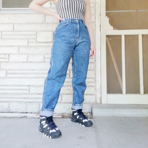 mom jeans without holes